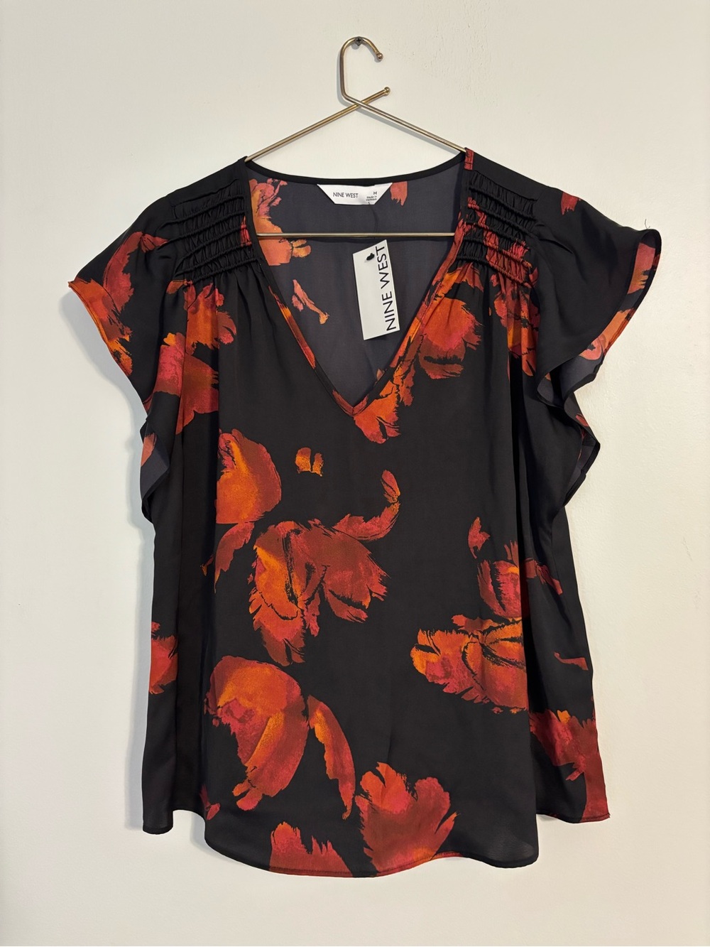 Nine West NWT Abstract Floral V-Neck Blouse - Size Medium